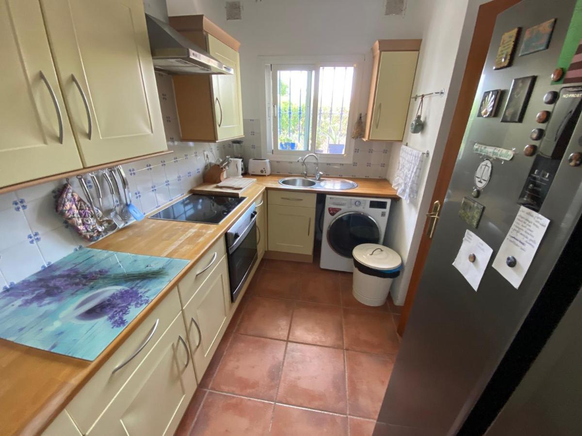 Charming 1 Bedroom Suite With Shared Kitchen Next To Puerto Banus Marbella Exteriör bild