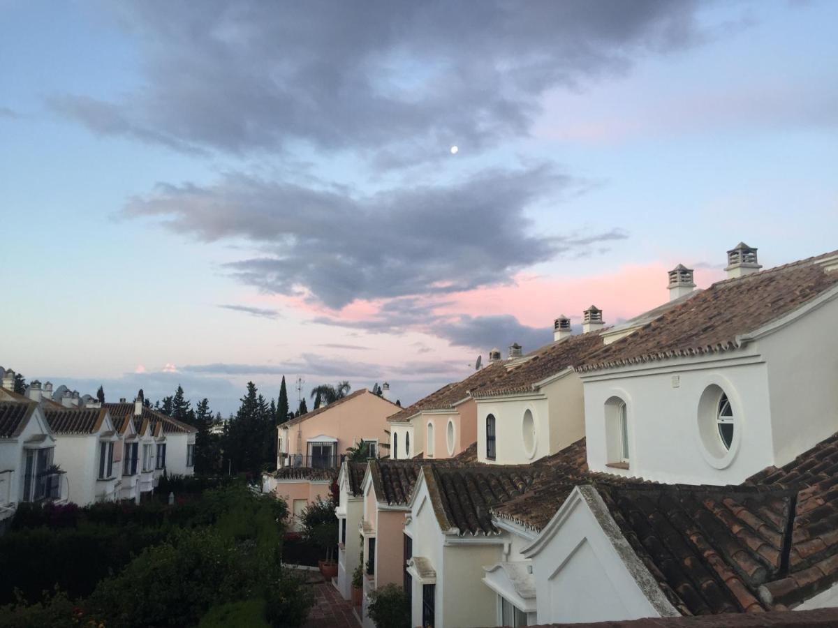 Charming 1 Bedroom Suite With Shared Kitchen Next To Puerto Banus Marbella Exteriör bild